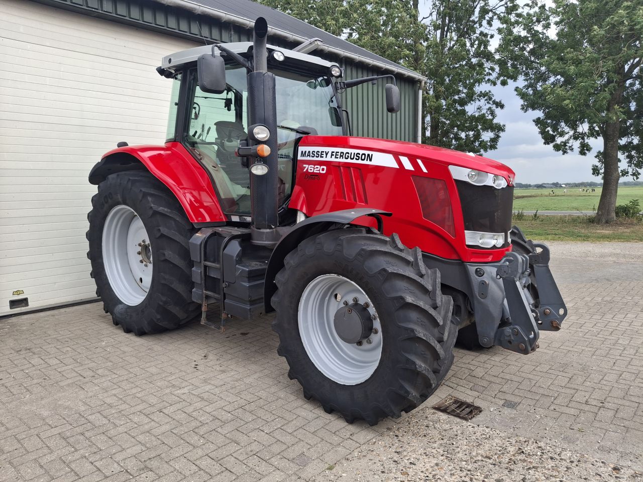 Massey Ferguson 7620 Dyna 6