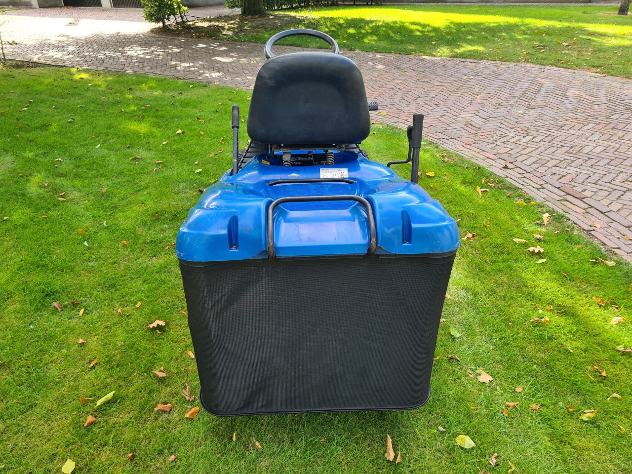 Castelgarden Twincut 13.5/102 zitmaaier met opvangbak hydrostaat