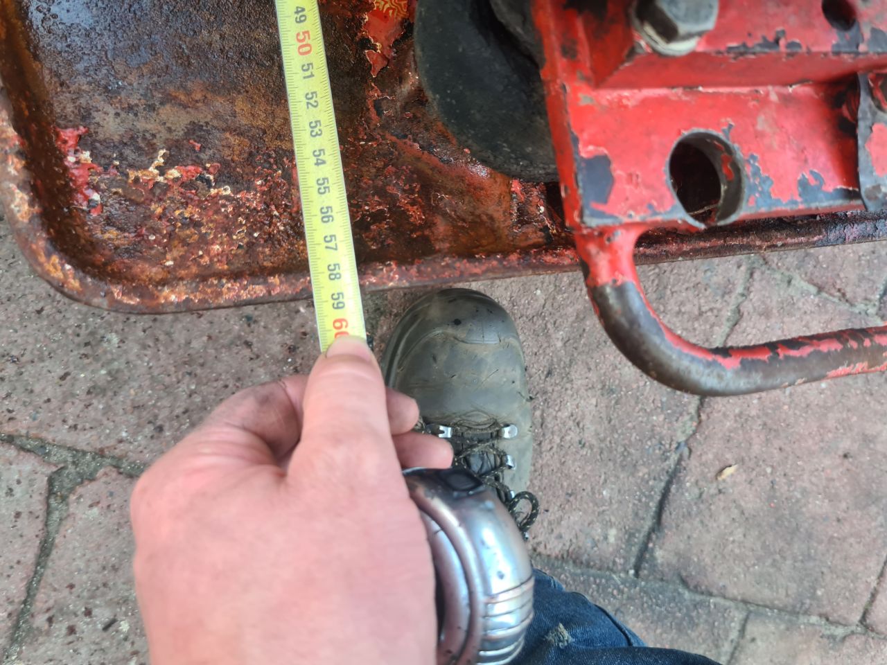 Trilplaat met diesel motor.