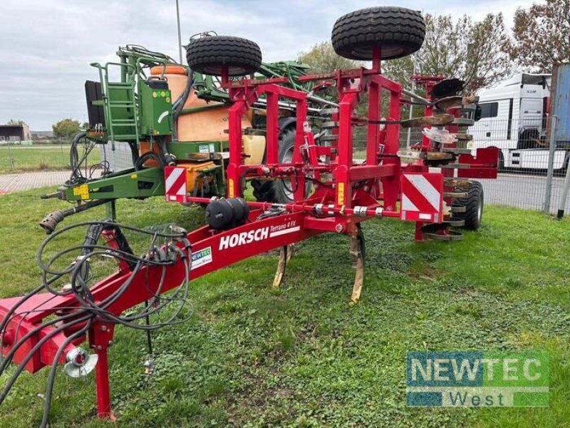 Horsch TERRANO 4 FX