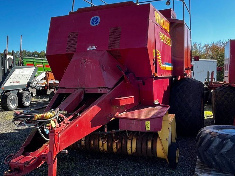 New Holland BB980
