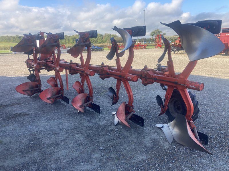Kuhn VARI-MASTER 152 4+1