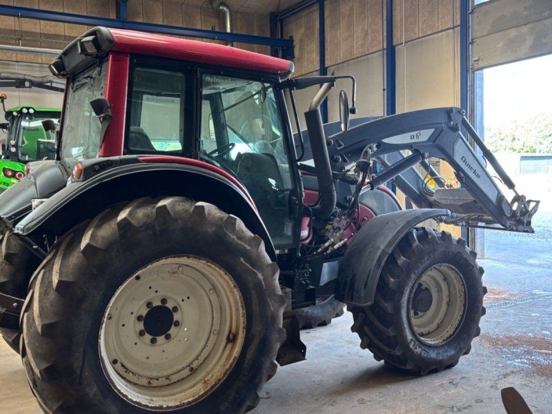 Valtra N121