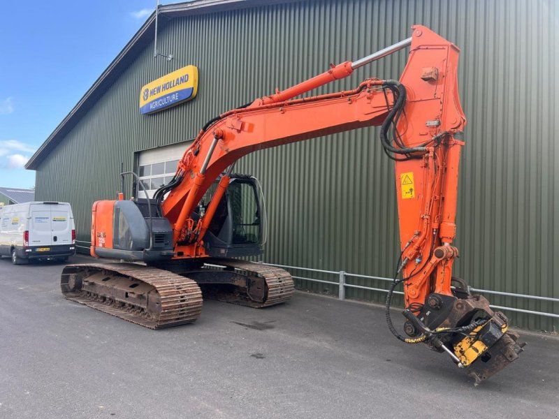 Hitachi ZX225USLC-3