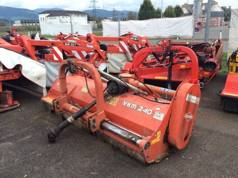 Kuhn VKM 240