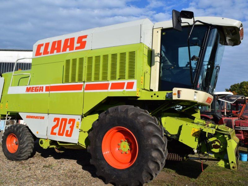 Claas Dominator 203 Mega