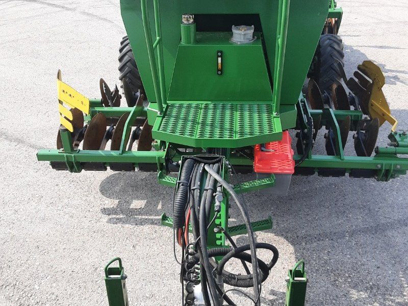 Kerner Eros EA 300