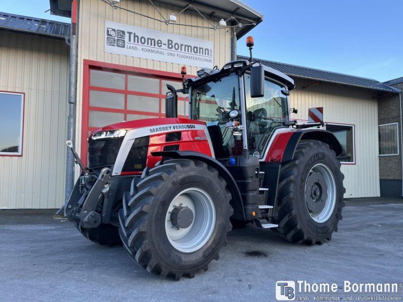 Massey Ferguson 8S.305 Dyna-VT Exclusive