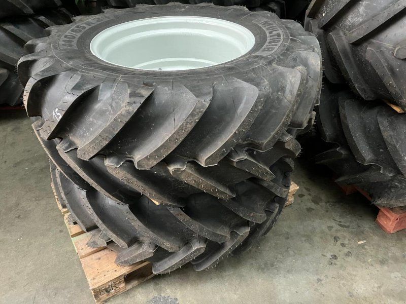 Michelin 440/65R24 u. 540/65R34