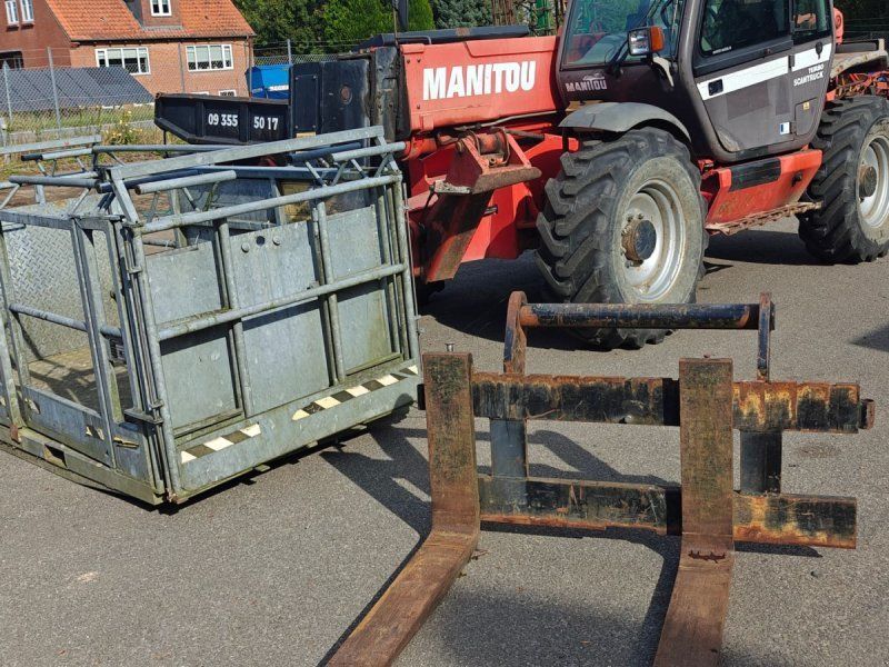Manitou MT1235ST