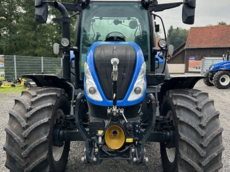 New Holland T5.120 Dynamic Command