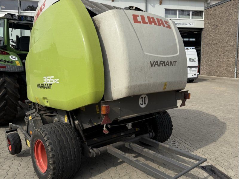 Claas Variant 365RC