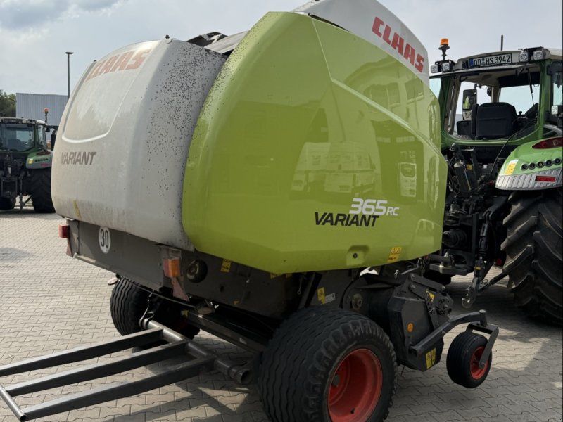 Claas Variant 365RC