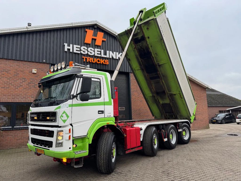 Terberg FM 2000 8X8 21m3 Isolated Hardox Manual gearbox NL truck