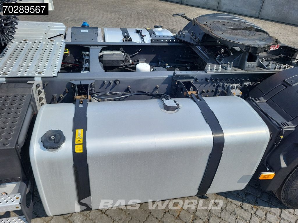 Volvo FH 500 4X2 2xTanks VEB+ I-Park Cool ACC Navi Euro 6