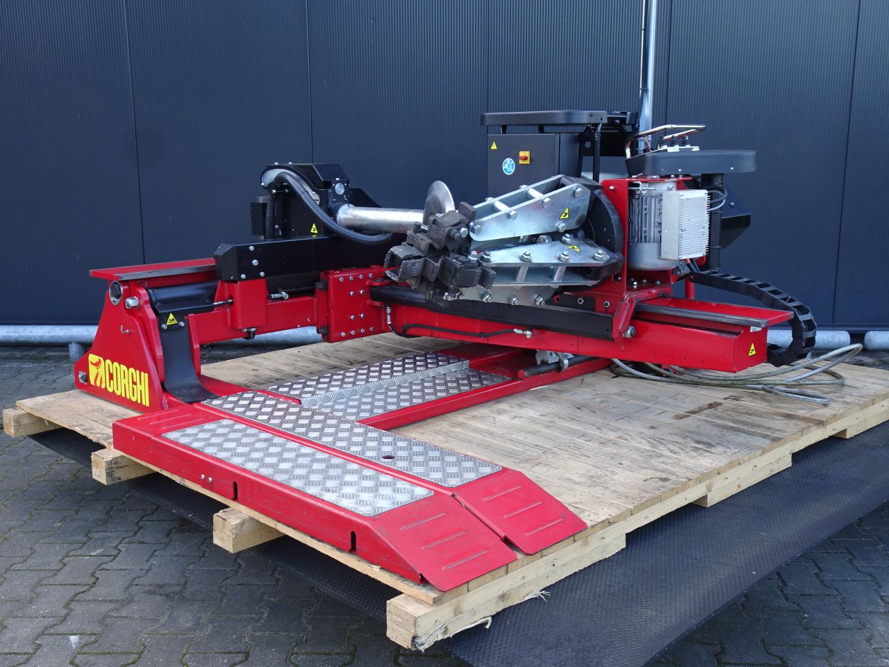 DEMO Corghi AG TT 1600A banden montage machine