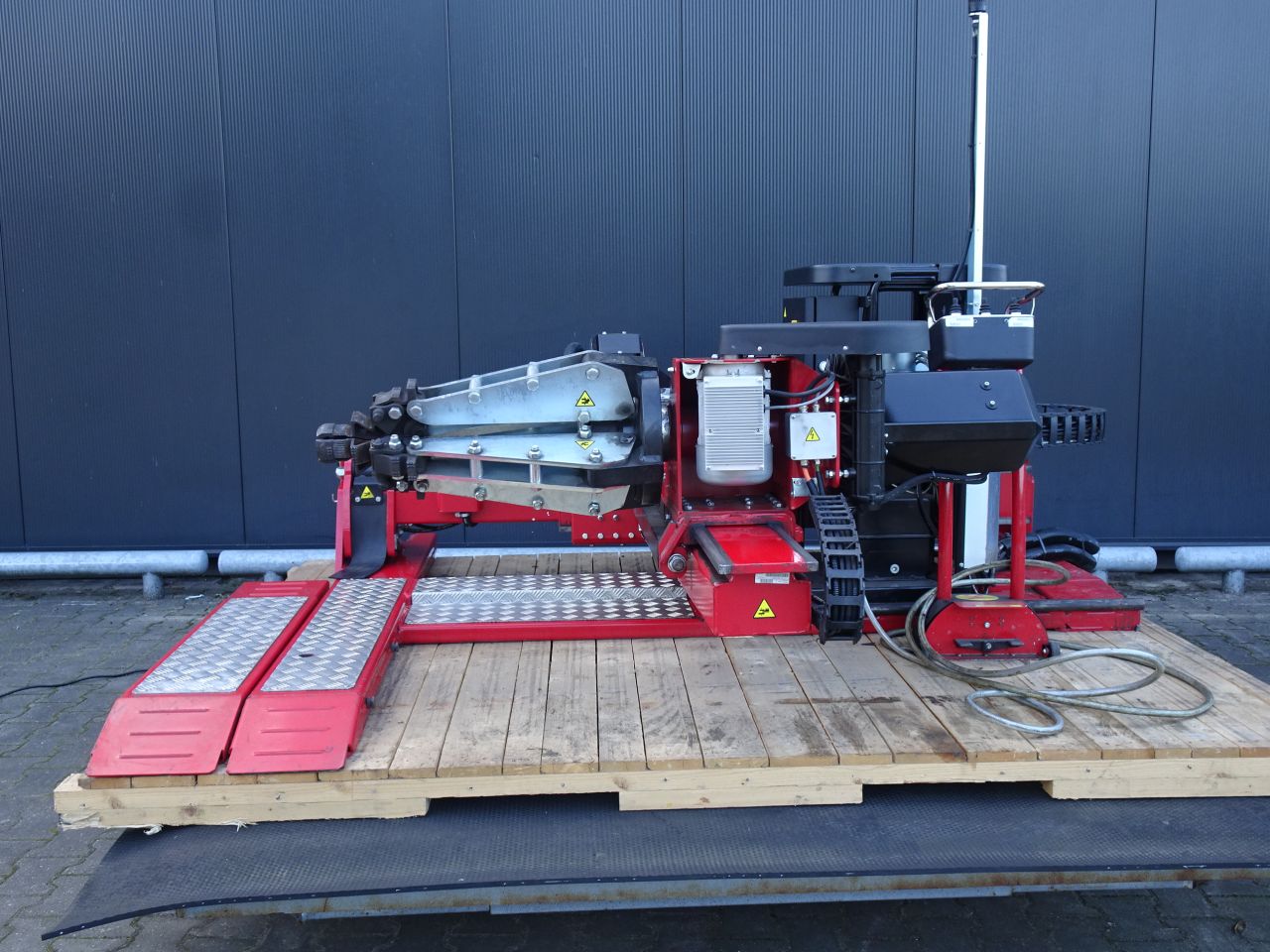 DEMO Corghi AG TT 1600A banden montage machine