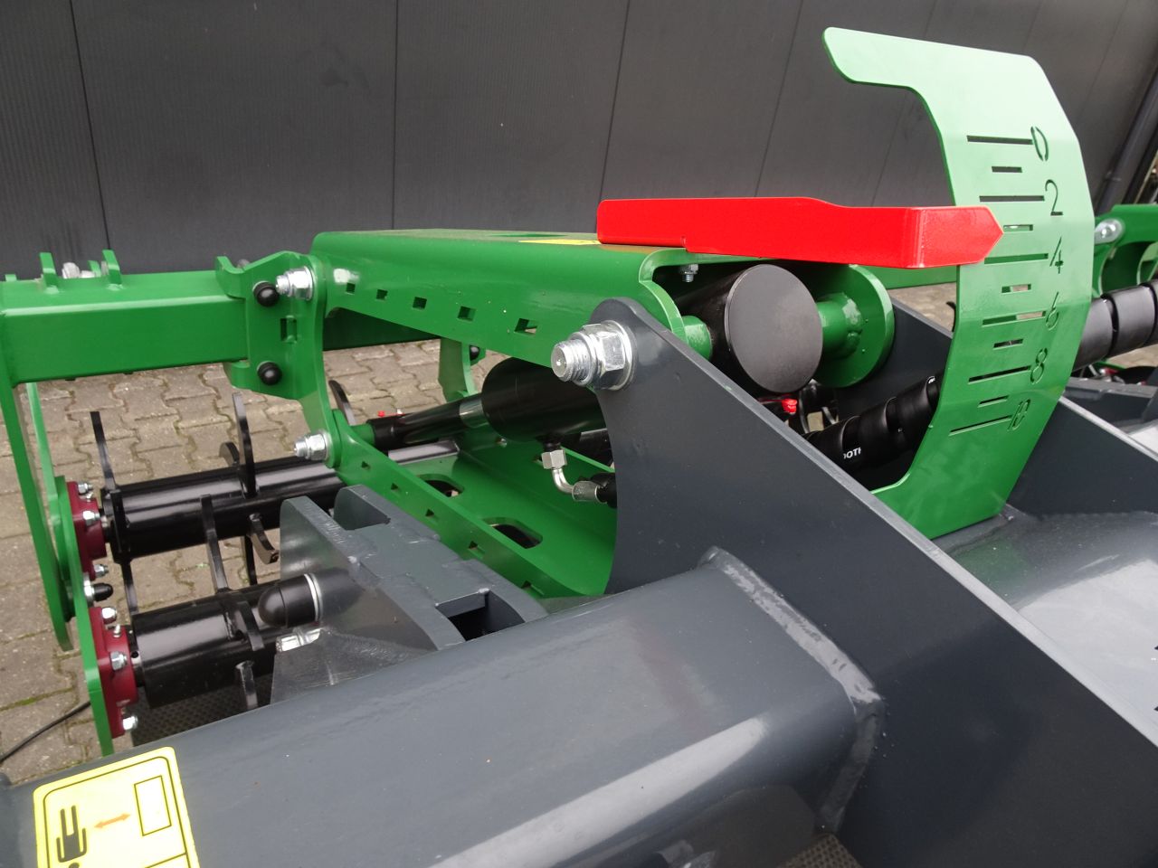 Zware cultivator 3.0M