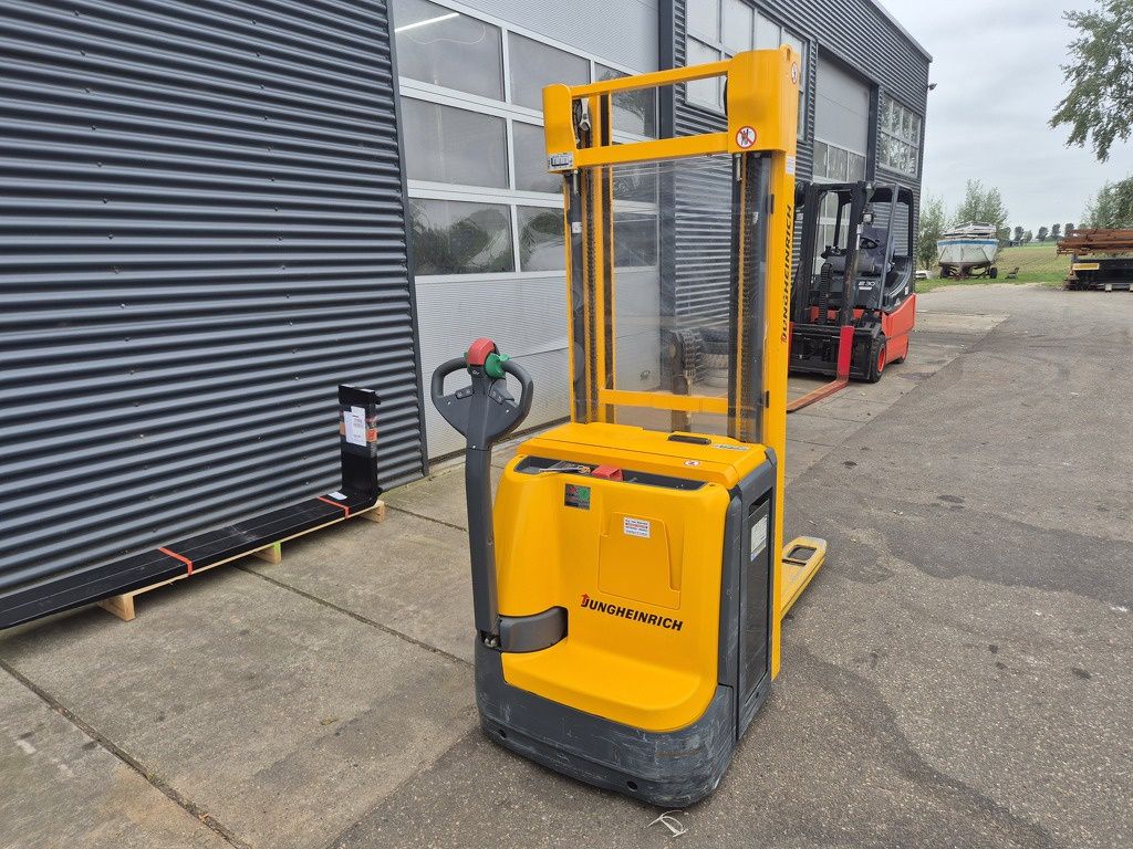 Jungheinrich EJC212Z
