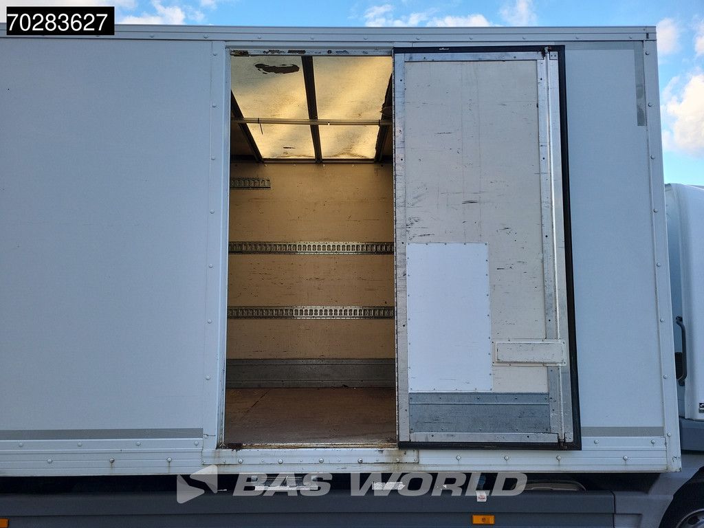 Mercedes Atego 818 4X2 8tonner 1500kg Ladebordwand Automatic Euro 5