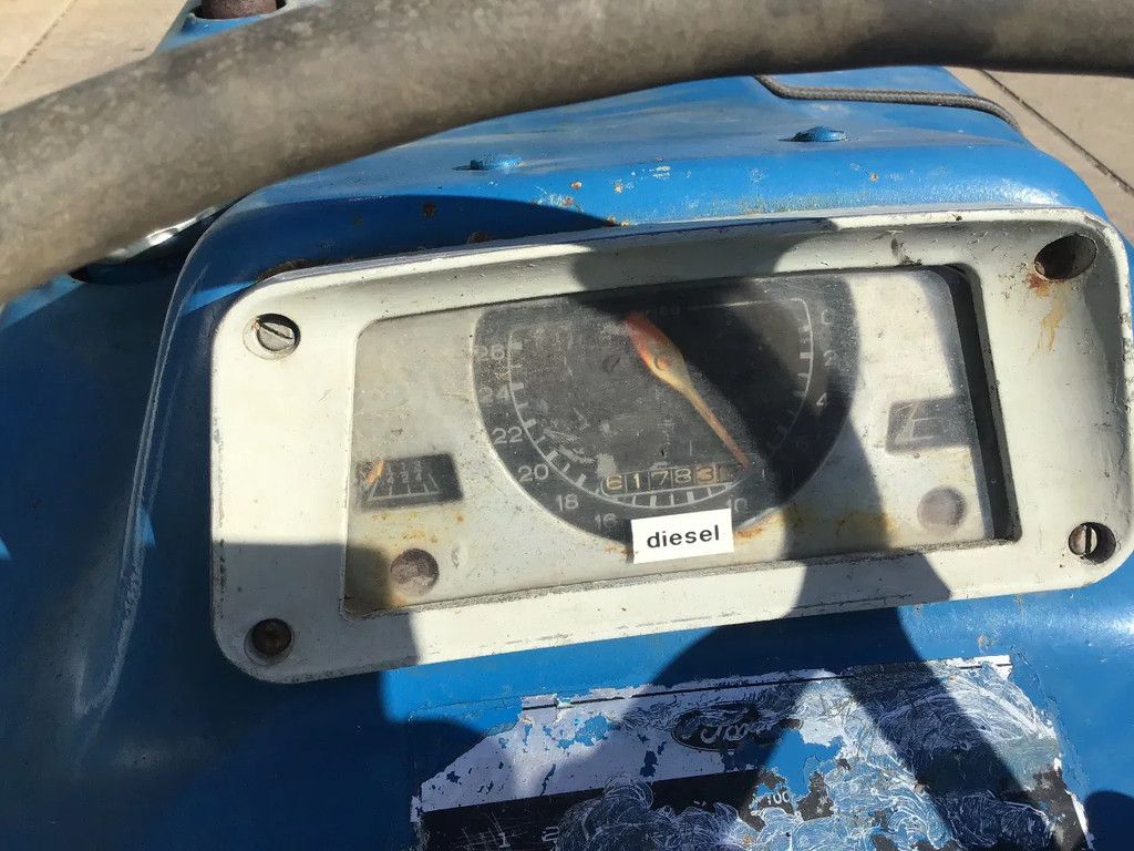 Ford 2000
