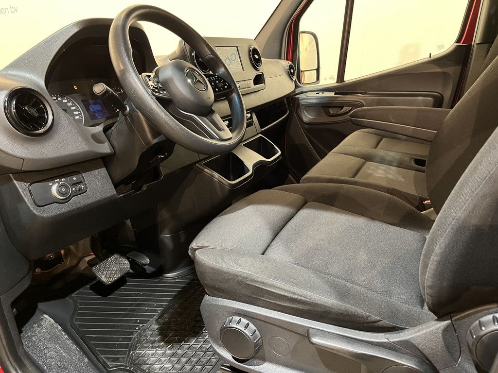 Mercedes-Benz Sprinter 317 CDI L2 RWD Automaat Open Laadbak / Euro 6 / Trekhaak 3500 KG / Airco / Cruise Control / CarPlay / Navigatie / 64.150 KM !!
