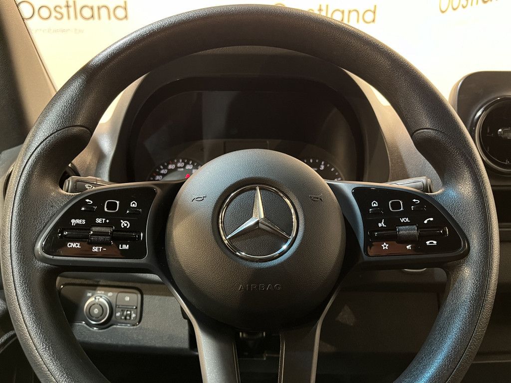 Mercedes-Benz Sprinter 317 CDI L2 RWD Automaat Open Laadbak / Euro 6 / Trekhaak 3500 KG / Airco / Cruise Control / CarPlay / Navigatie / 64.150 KM !!