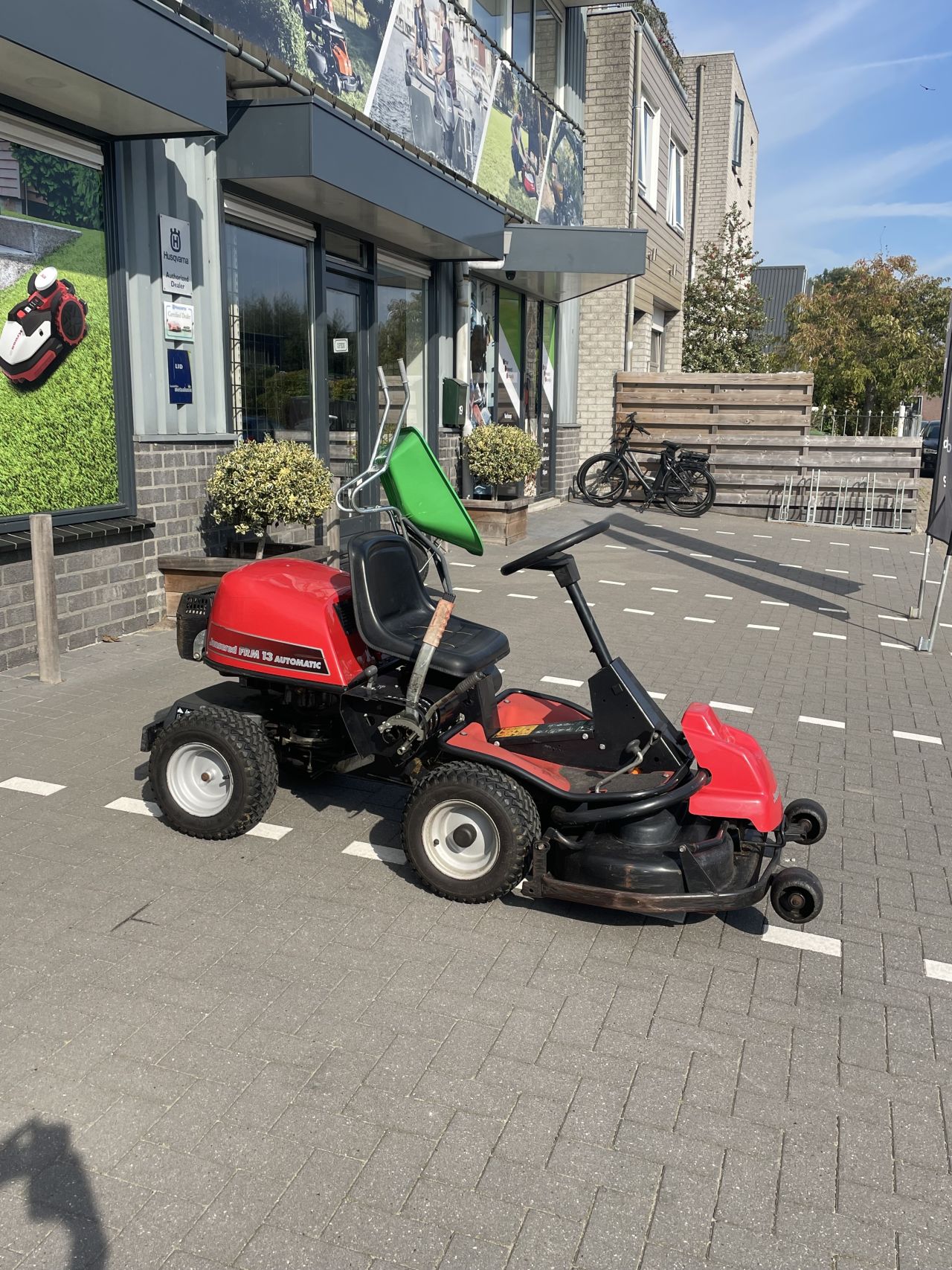 Jonsered FRM 13 Automatic Zitmaaier