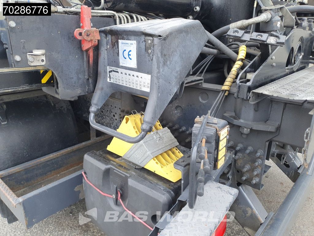 Mercedes Arocs 3240 8X4 HIAB 211E-6 HIPRO Big-Axle Lift+Steering Navi Euro 6