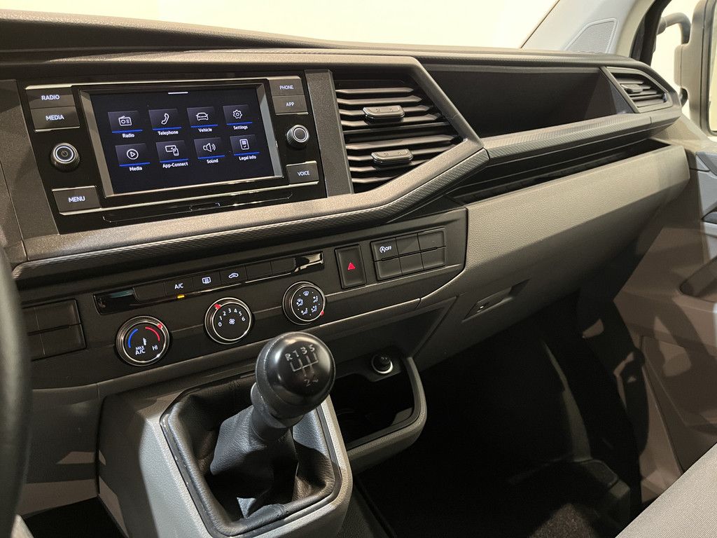 Volkswagen Transporter 2.0 TDI L2 Open Laadbak / Euro 6 / Airco / Cruise Control / CarPlay / 3-Zits / 18.900 KM !!