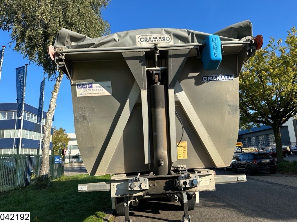 Granalu kipper 28m3