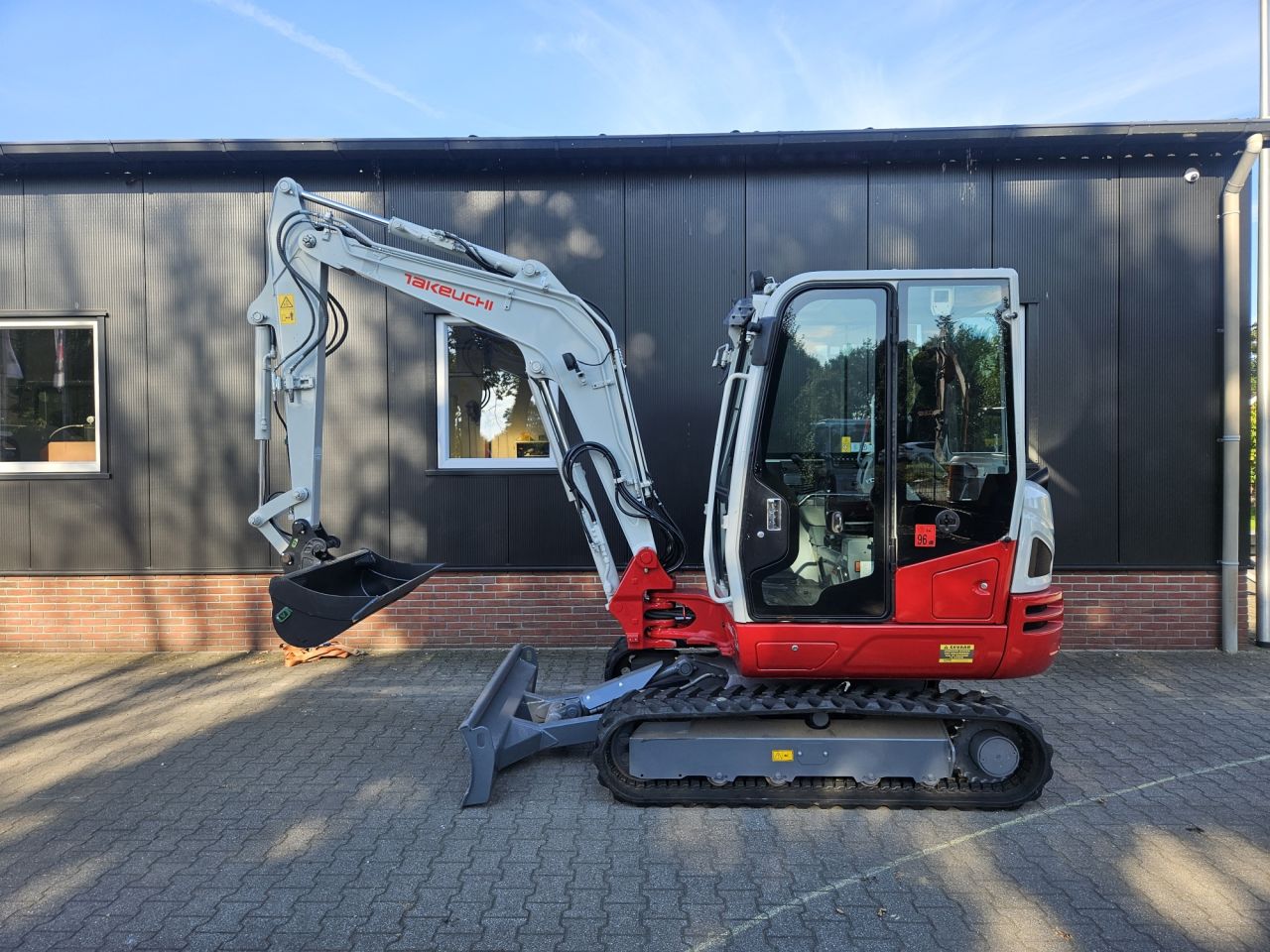 Takeuchi TB240 stage V