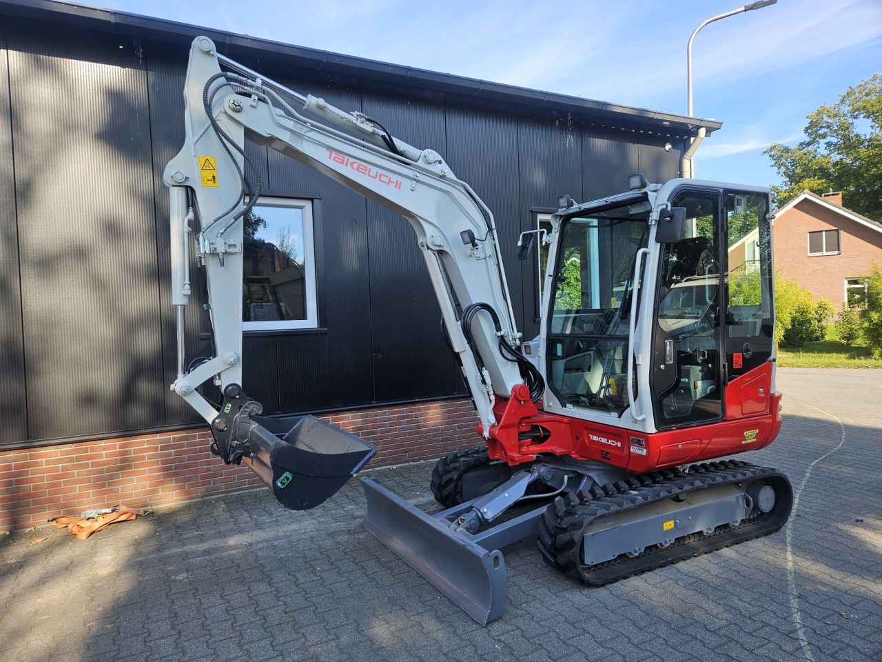 Takeuchi TB240 stage V