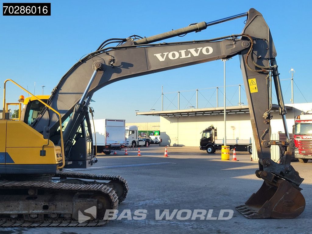 Volvo EC220 E L