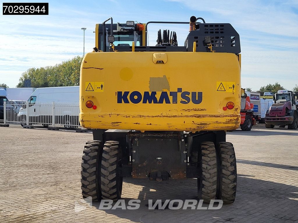 Komatsu PW180 -11