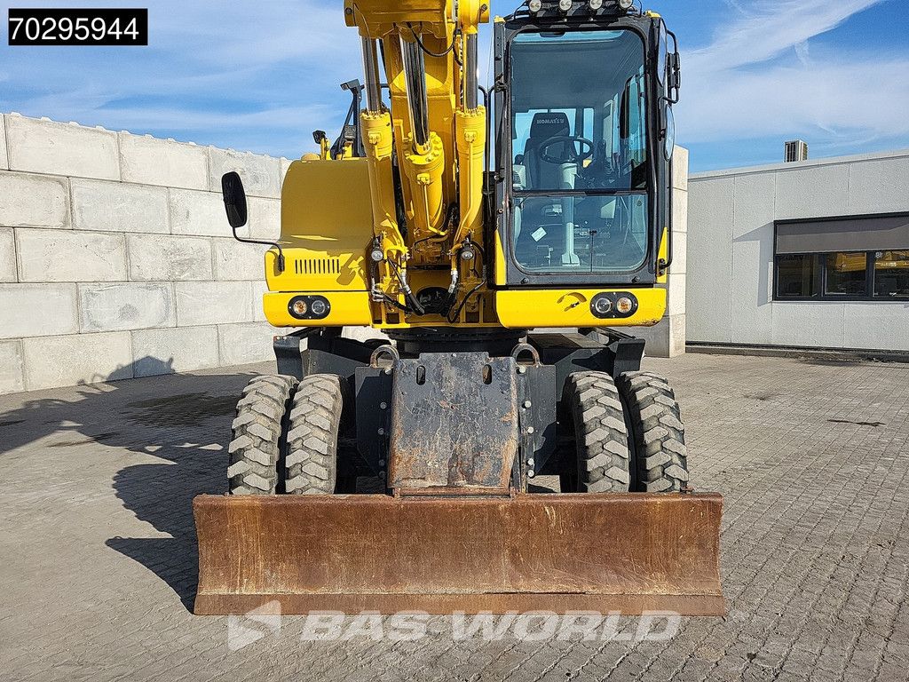 Komatsu PW180 -11