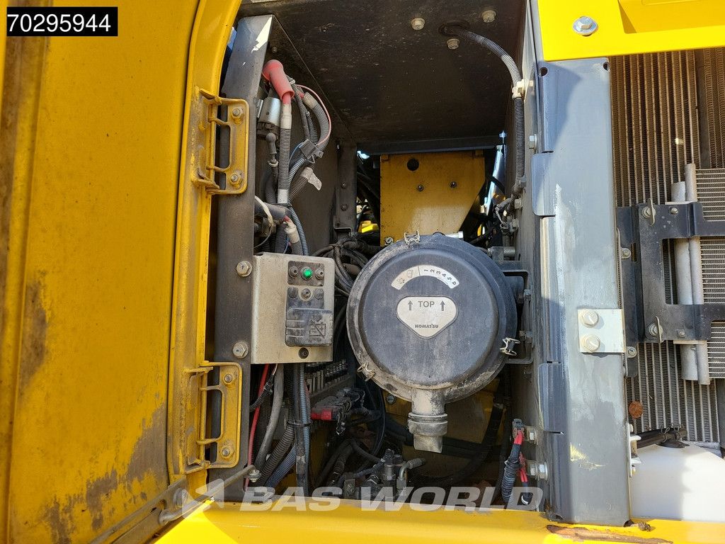 Komatsu PW180 -11