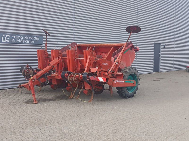 Kverneland Underhaug 3200