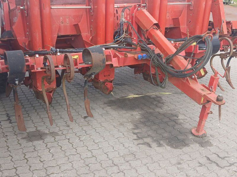 Kverneland Underhaug 3200