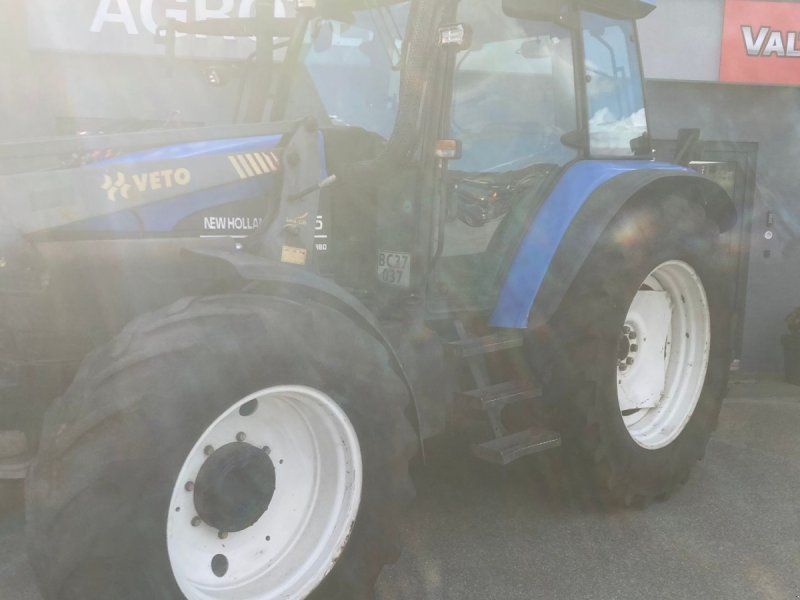 New Holland TS115