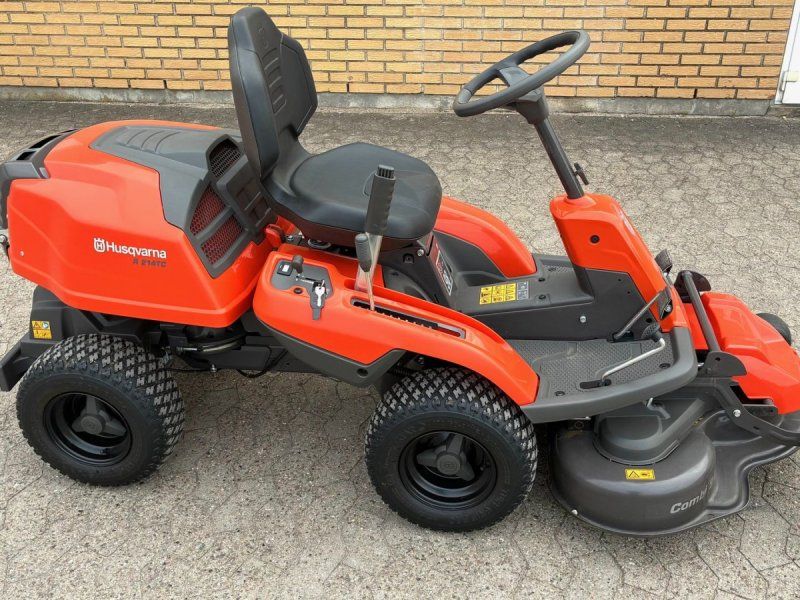 Husqvarna R214TC