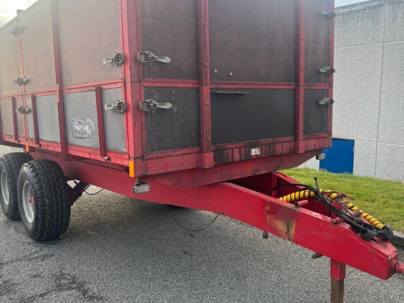 BT 8000