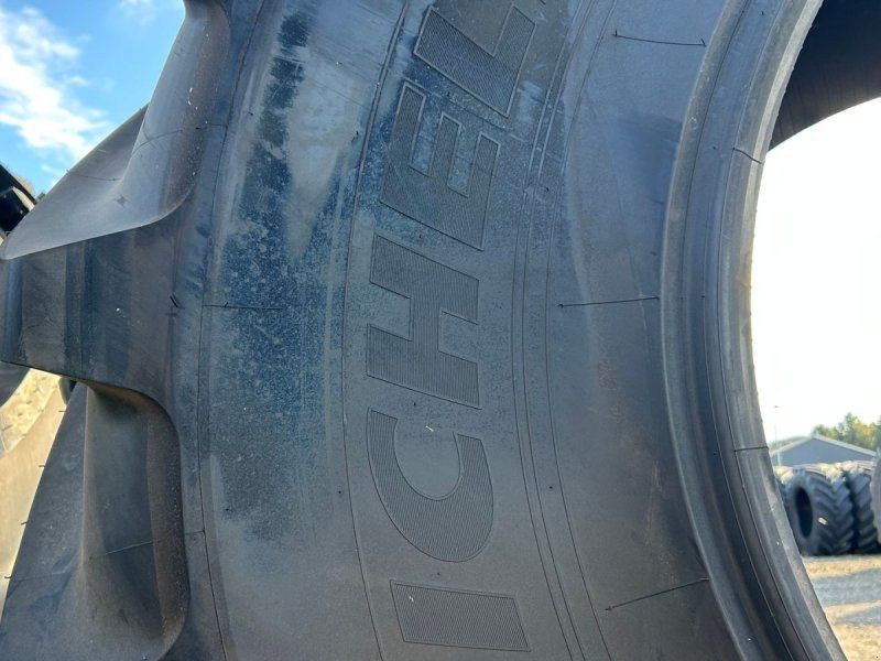 Michelin 800/70R38 Afmontering / demo