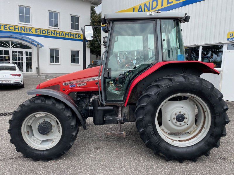 Massey Ferguson 4245-4 LP