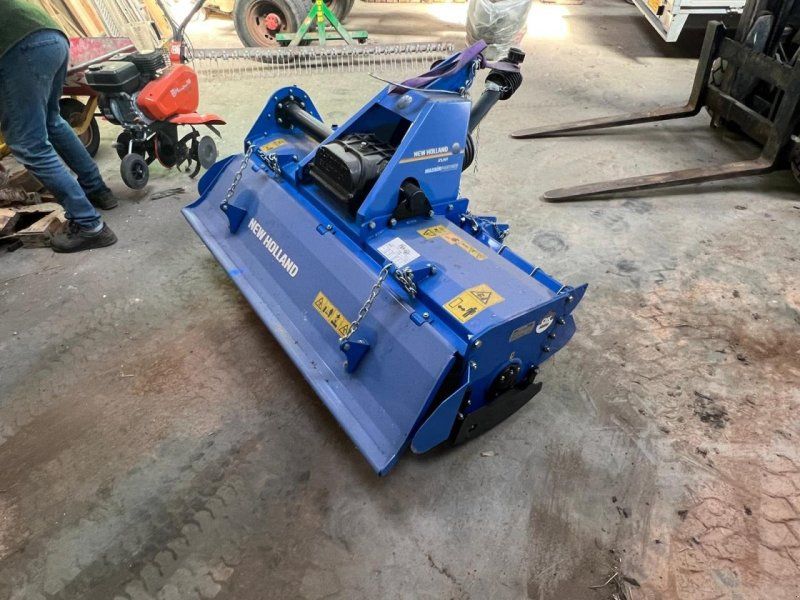 New Holland RVM140QG