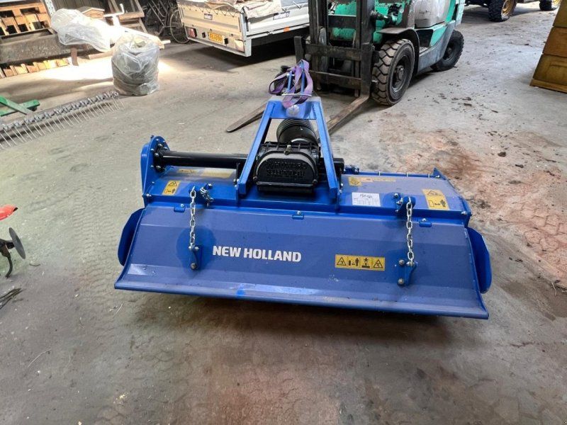New Holland RVM140QG