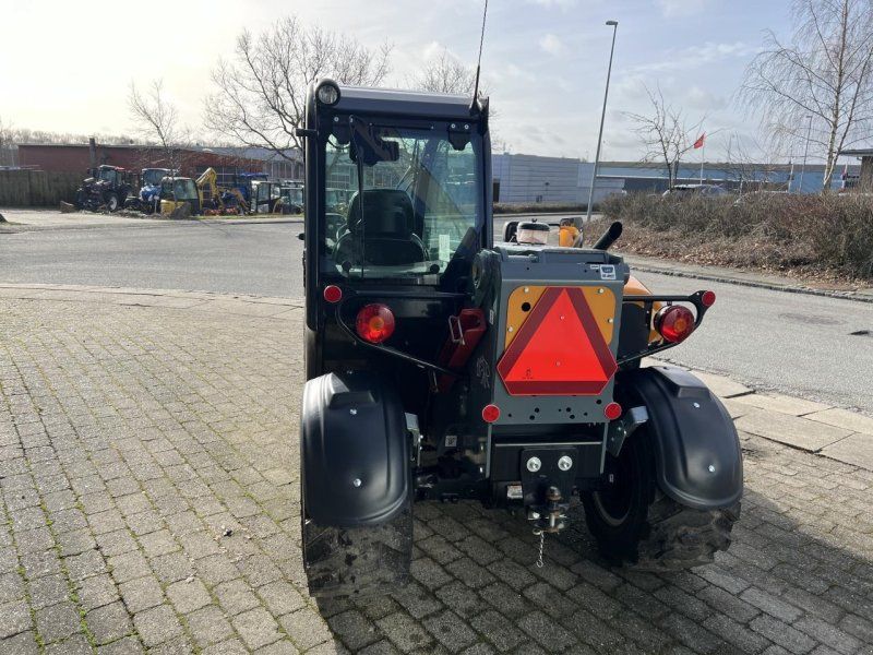 Giant GT5048