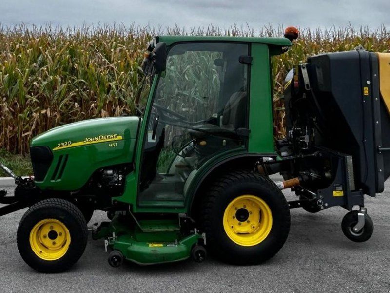 John Deere 2320
