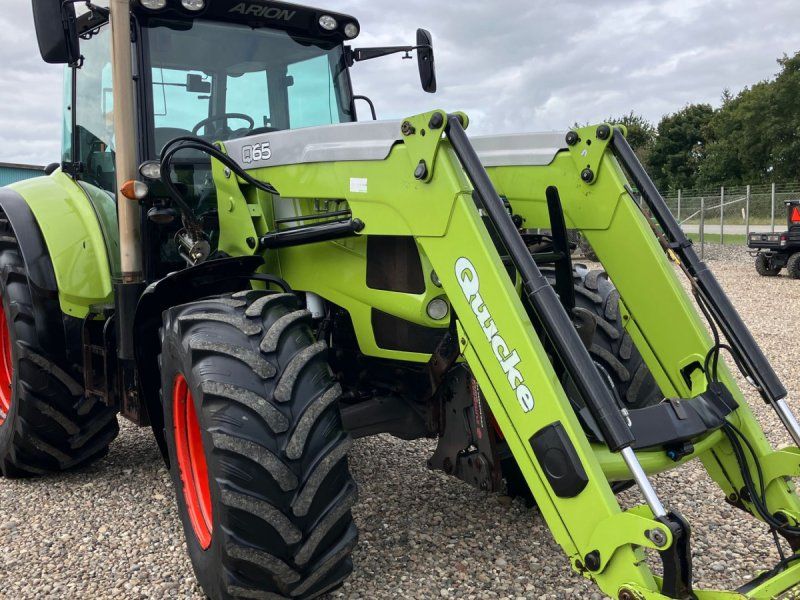 Claas Arion 640
