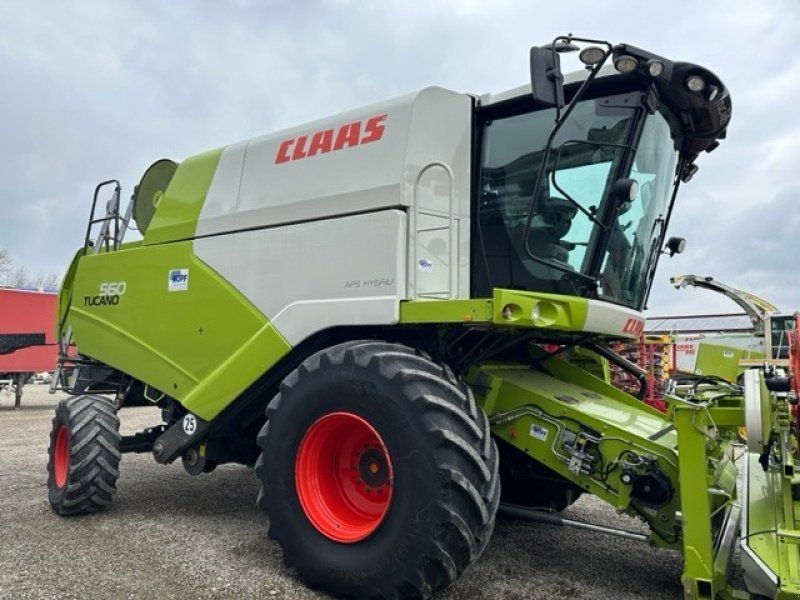 Claas Tucano 560